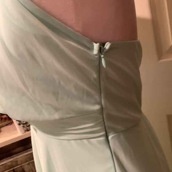 Venus Dress - Picture 4 of 6